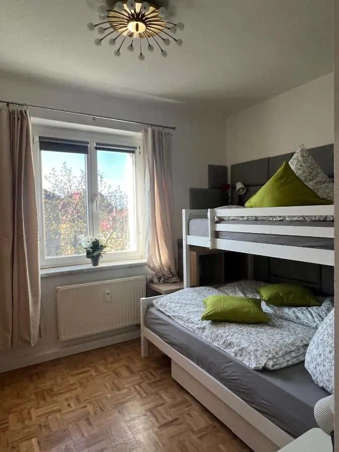 Sweet Home Cozy Dresden Apartment Three