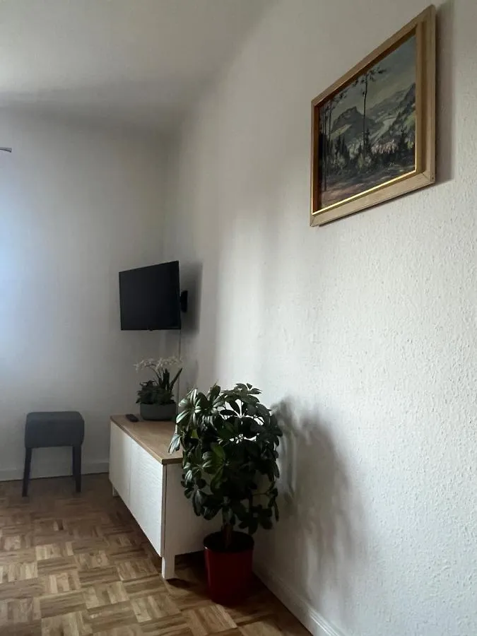 Sweet Home Cozy Dresden Apartment Three
